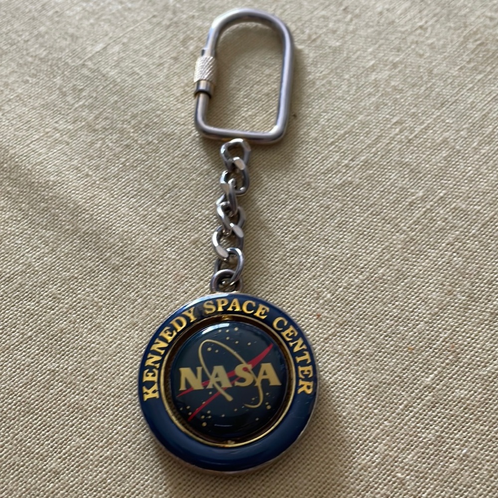 KENNEDY SPACE CENTER KEY RING